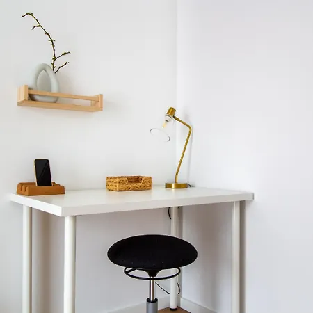 Penthouse-ferienwohnung Mit Dachterrasse Wlan Smart-tv Ueberdachter Parkplatz Wallbox