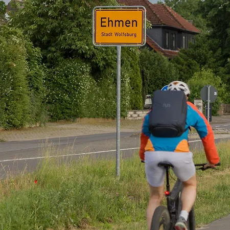 Penthouse-ferienwohnung Mit Dachterrasse Wlan Smart-tv Ueberdachter Parkplatz Wallbox Apartmán