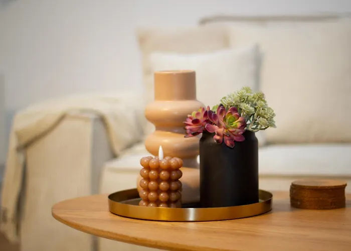 Penthouse-ferienwohnung Mit Dachterrasse Wlan Smart-tv Ueberdachter Parkplatz Wallbox Apartman *