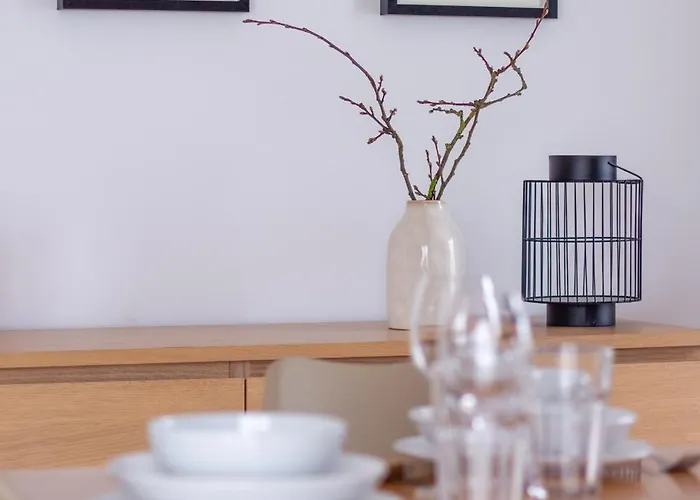 Penthouse-ferienwohnung Mit Dachterrasse Wlan Smart-tv Ueberdachter Parkplatz Wallbox Apartman Wolfsburg