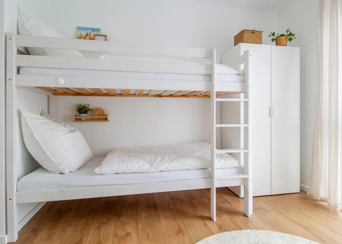 Apartman Penthouse-ferienwohnung Mit Dachterrasse Wlan Smart-tv Ueberdachter Parkplatz Wallbox *