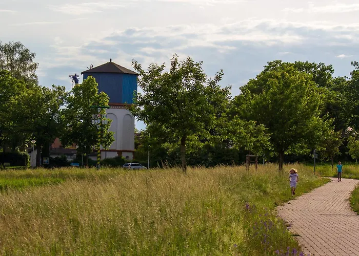 Penthouse-ferienwohnung Mit Dachterrasse Wlan Smart-tv Ueberdachter Parkplatz Wallbox Apartman Wolfsburg